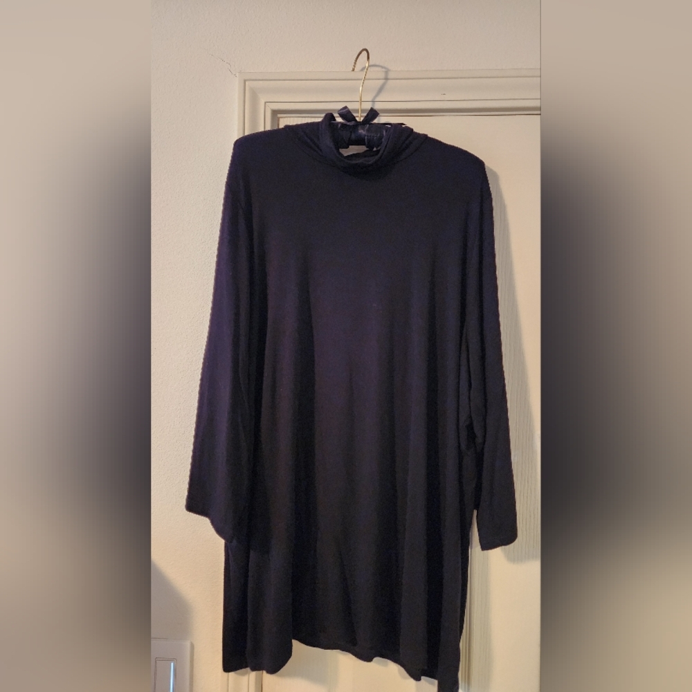 Torrid Super Soft Black Mock/Cowl TurtleNeck Tunic 3/4 Sleeve Size 3